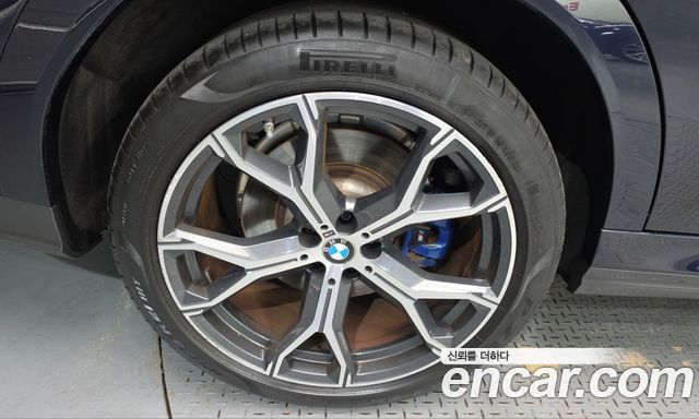 BMW X6 2021 — photo 5