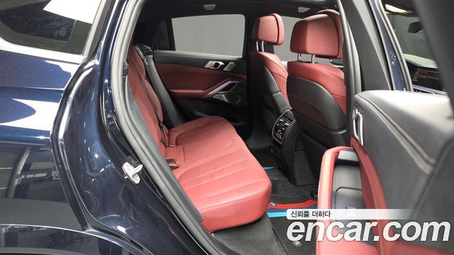 BMW X6 2021 — photo 17