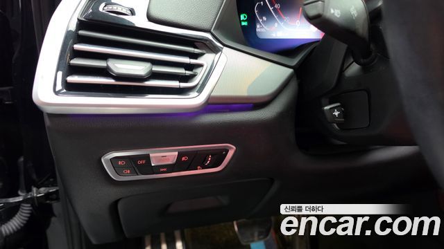 BMW X6 2021 — photo 33