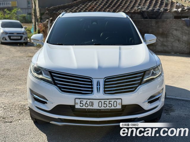 Lincoln MKC 2015 — photo 2