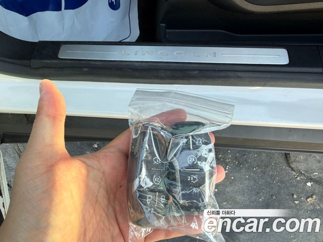 Lincoln MKC 2015 — photo 18