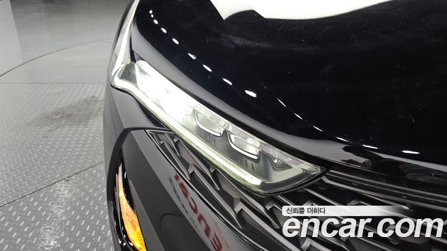 Kia K5 2023 — photo 8