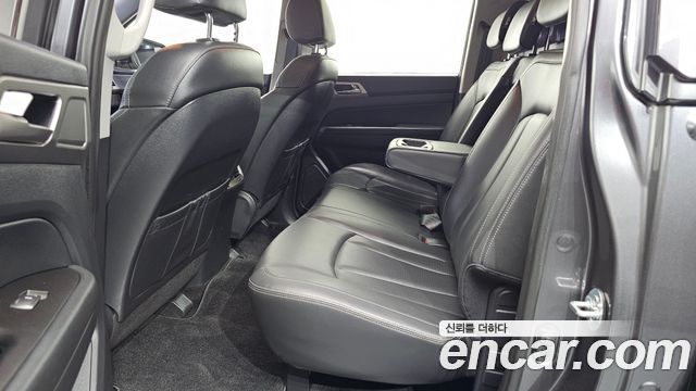 KG Mobility Rexton 2018 — photo 11