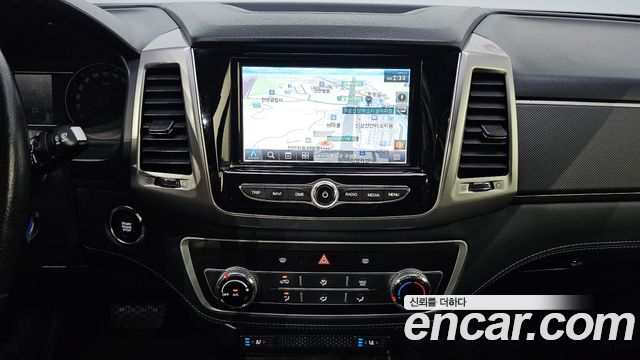 KG Mobility Rexton 2018 — photo 16