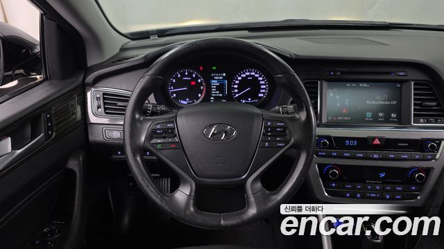Hyundai Sonata 2015 — photo 13