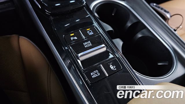 Hyundai Sonata 2020 — photo 31