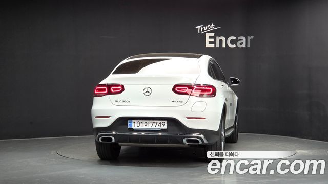 Mercedes-Benz GLC-Class 2021 — photo 4
