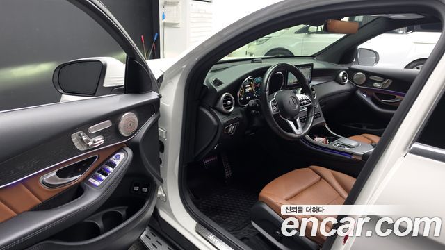 Mercedes-Benz GLC-Class 2021 — photo 13