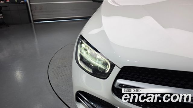 Mercedes-Benz GLC-Class 2021 — photo 8