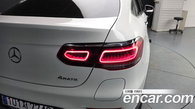 Mercedes-Benz GLC-Class 2021 — photo 9