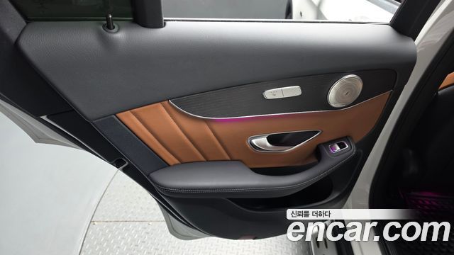 Mercedes-Benz GLC-Class 2021 — photo 15