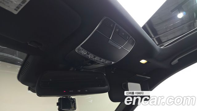 Mercedes-Benz S-Class 2014 — photo 27