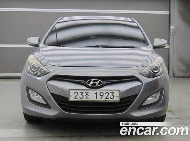 Hyundai i30 2012 — photo 2