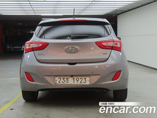 Hyundai i30 2012 — photo 3