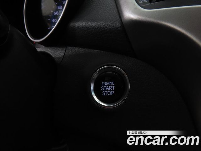 Hyundai i30 2012 — photo 15