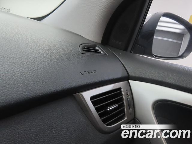 Hyundai i30 2012 — photo 16