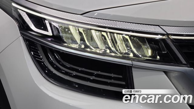 Kia Seltos 2020 — photo 8
