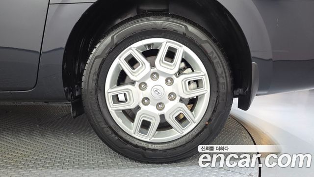 Hyundai Staria 2023 — photo 7