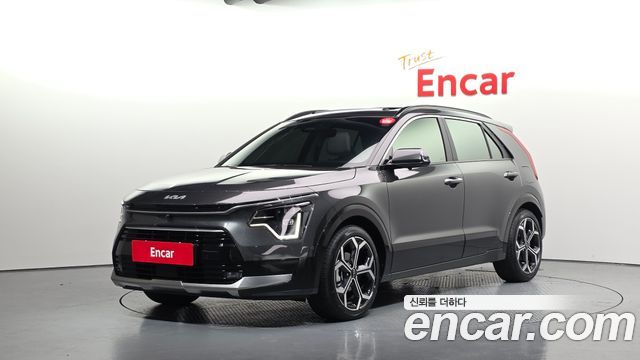 Kia Niro 2025 — photo 1
