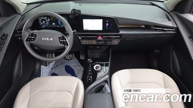 Kia Niro 2025 — photo 10