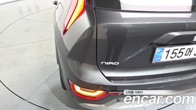 Kia Niro 2025 — photo 9
