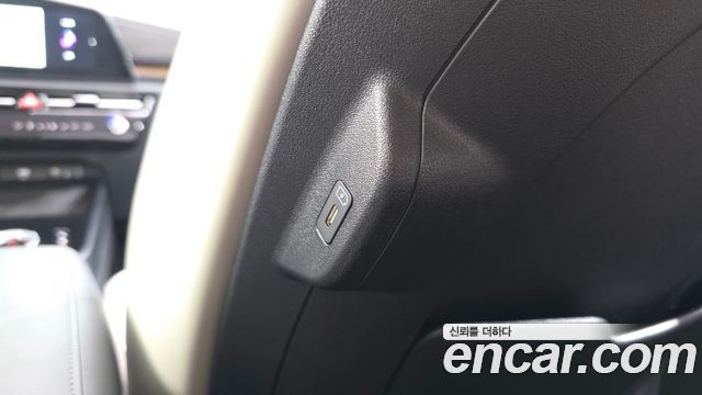 Kia Niro 2025 — photo 35
