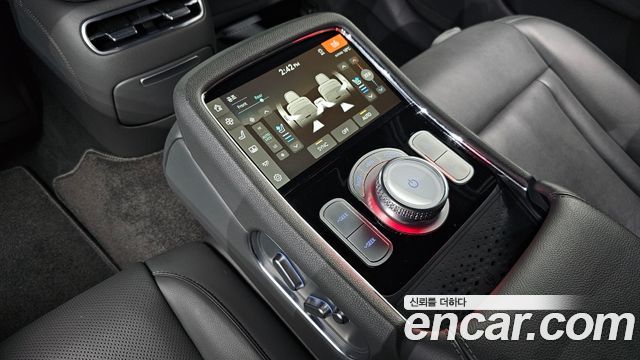 Genesis G90 2023 — photo 19
