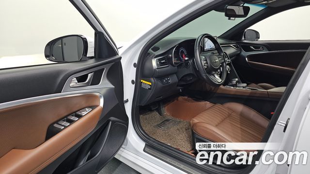 Genesis G70 2019 — photo 13
