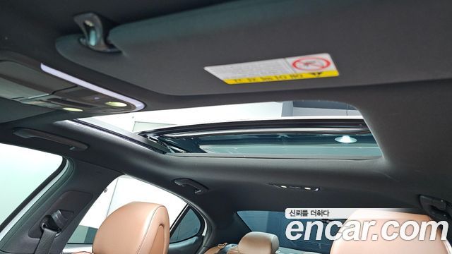 Genesis G70 2019 — photo 31