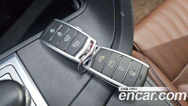 Genesis G70 2019 — photo 33