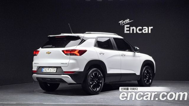 Chevrolet Korea Trailblazer 2022 — photo 2