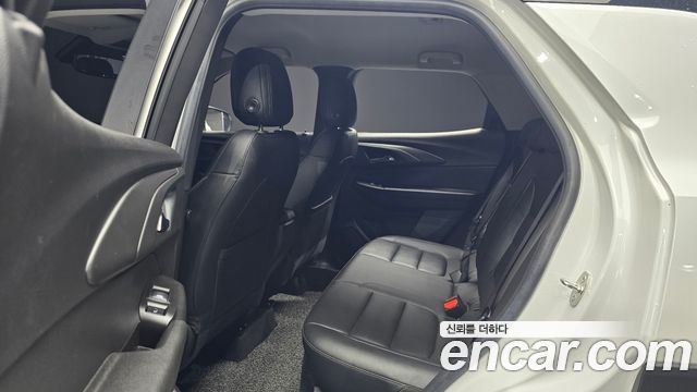 Chevrolet Korea Trailblazer 2022 — photo 12