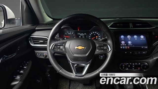 Chevrolet Korea Trailblazer 2022 — photo 13