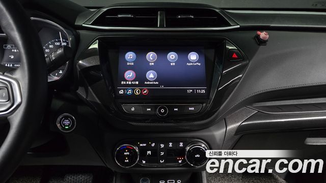 Chevrolet Korea Trailblazer 2022 — photo 15