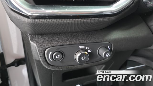 Chevrolet Korea Trailblazer 2022 — photo 12