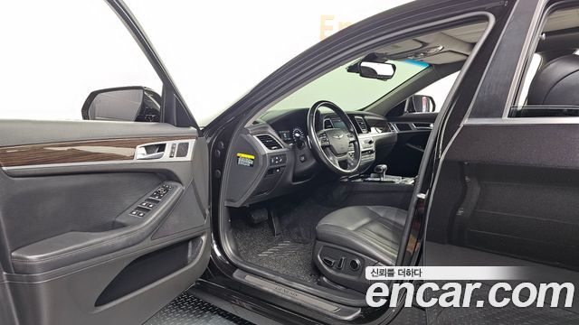 Genesis G80 2018 — photo 10