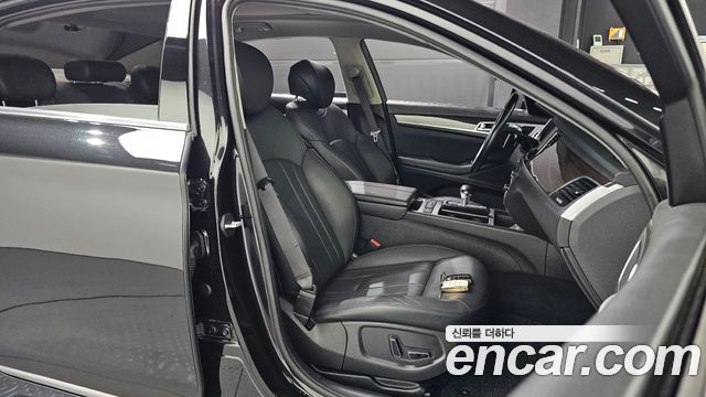 Genesis G80 2018 — photo 12