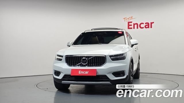 Volvo XC40 2021 — photo 3