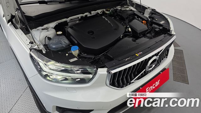 Volvo XC40 2021 — photo 6