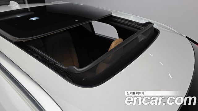Volvo XC40 2021 — photo 25