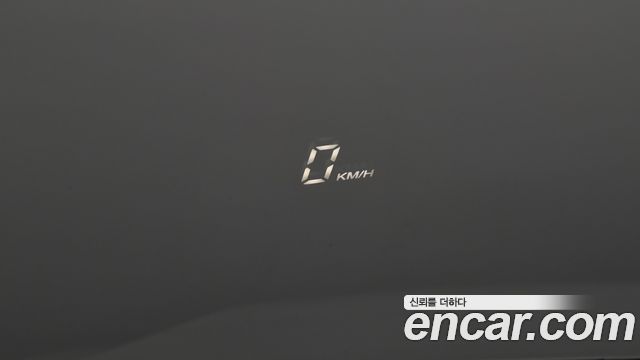 Volvo XC40 2021 — photo 33
