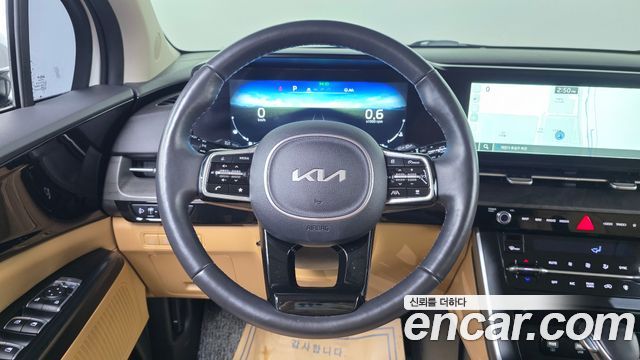 Kia Canival 2023 — photo 20
