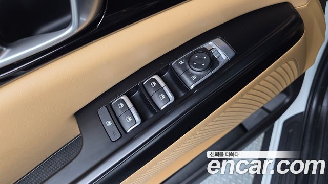 Kia Canival 2023 — photo 29