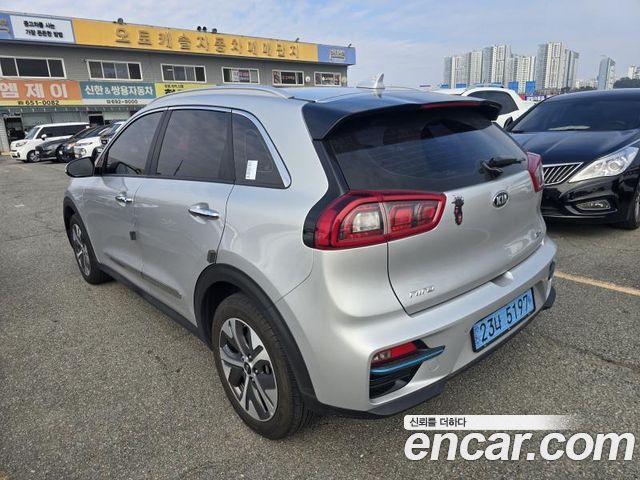 Kia Niro 2021 — photo 3