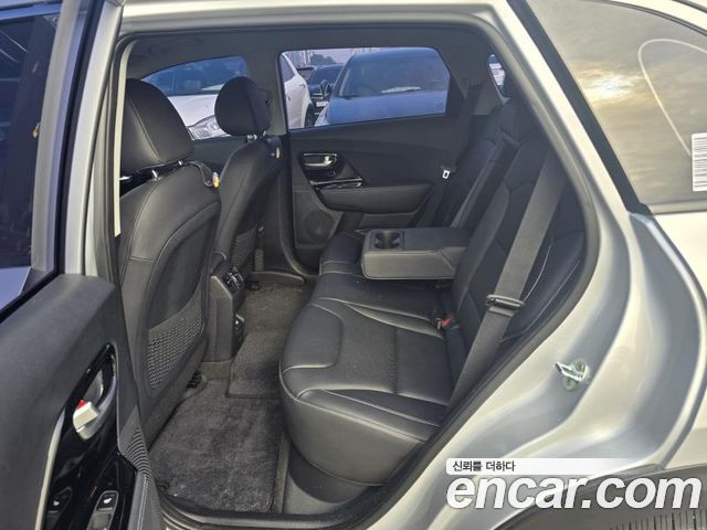 Kia Niro 2021 — photo 15