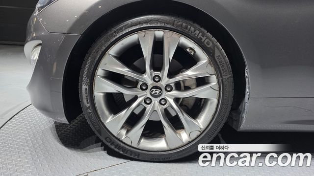 Hyundai Genesis 2012 — photo 5