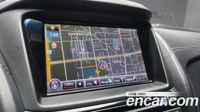 Hyundai Genesis 2012 — photo 18