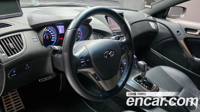 Hyundai Genesis 2012 — photo 19