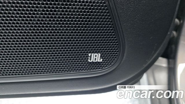 Hyundai Genesis 2012 — photo 30