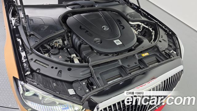 Mercedes-Benz S-Class 2023 — photo 6
